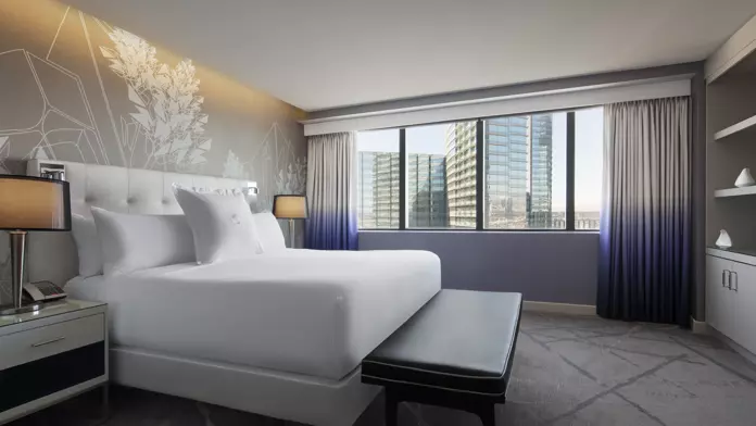 Room Image for Honeymoon Suite